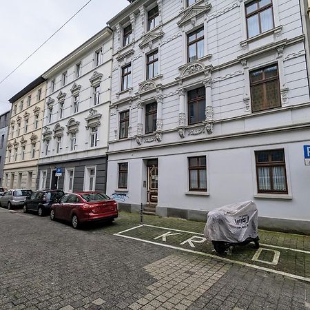 Apartment Im Luisenviertel - Gruen Wuppertal Kültér fotó